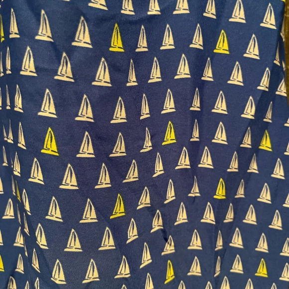 Merona Nautical Sail Boat Tank, Like New - Picture 2 of 2